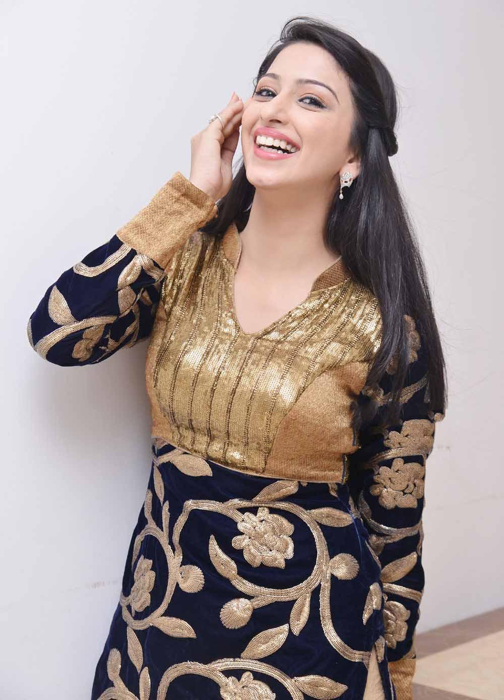 Eshanya Latest Stills