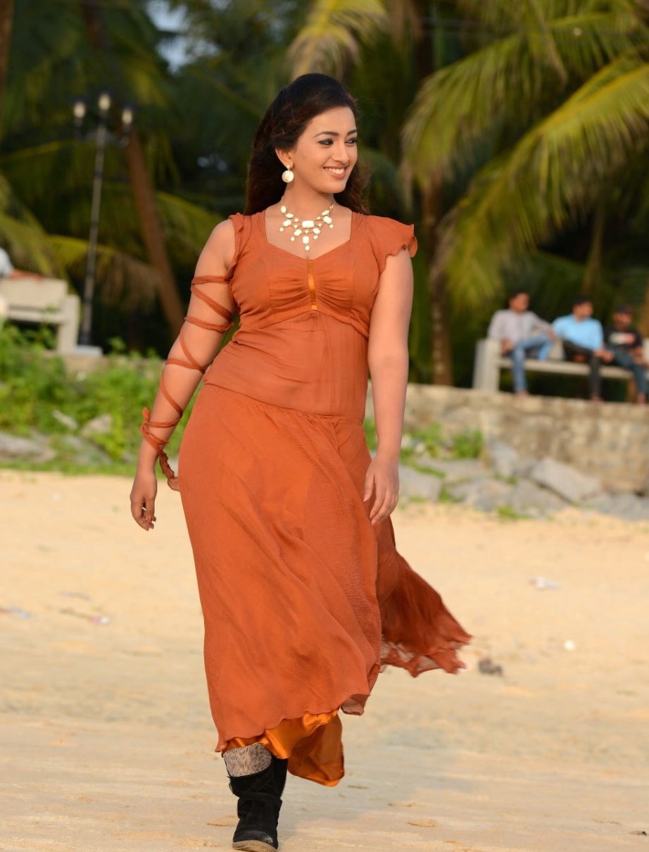 Ester Noronha Latest Photos