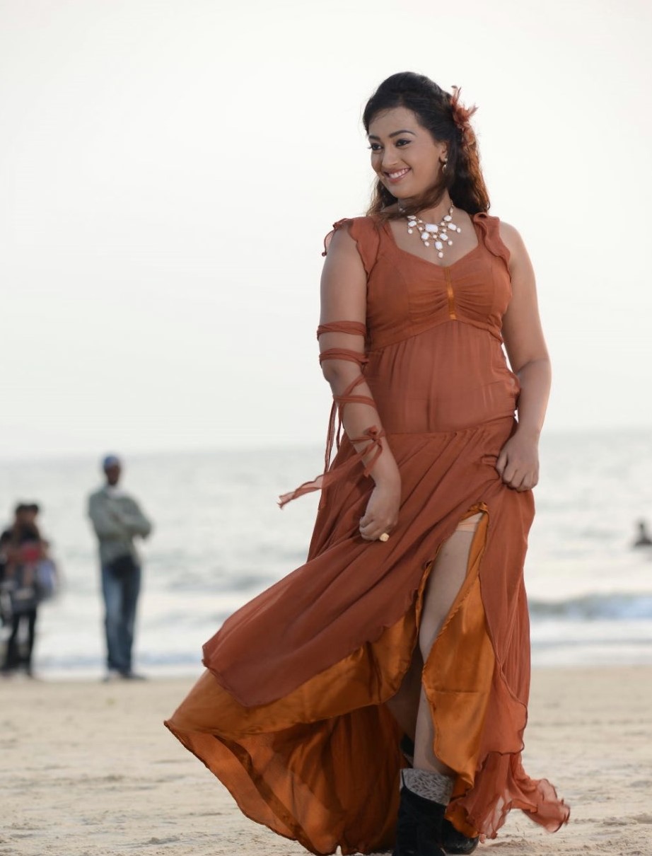 Ester Noronha Latest Photos 1