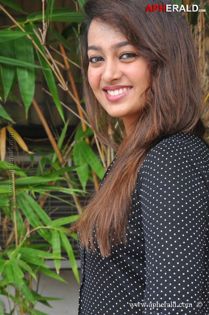 Ester Noronha Latest Photos