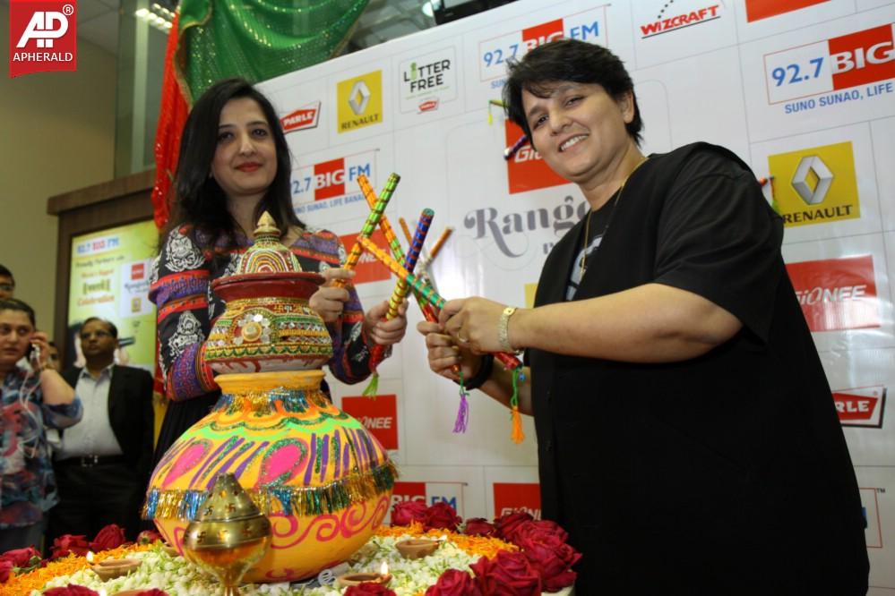 Falguni Pathak At 92.7 Big Fm Studio