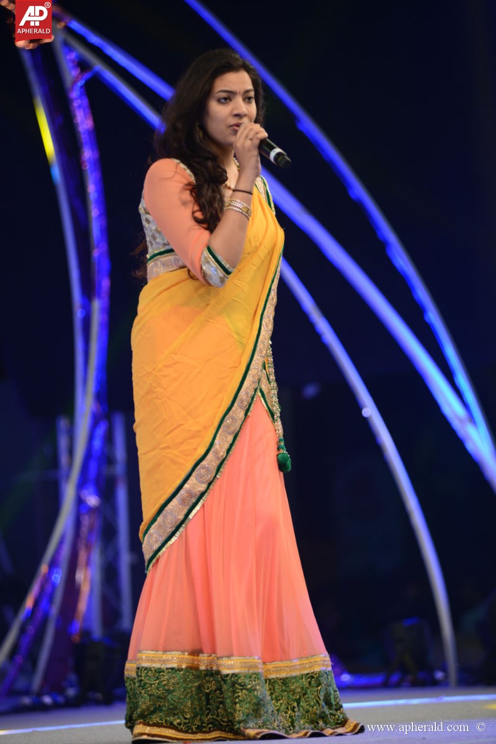Geetha Madhuri in Saree Photos
