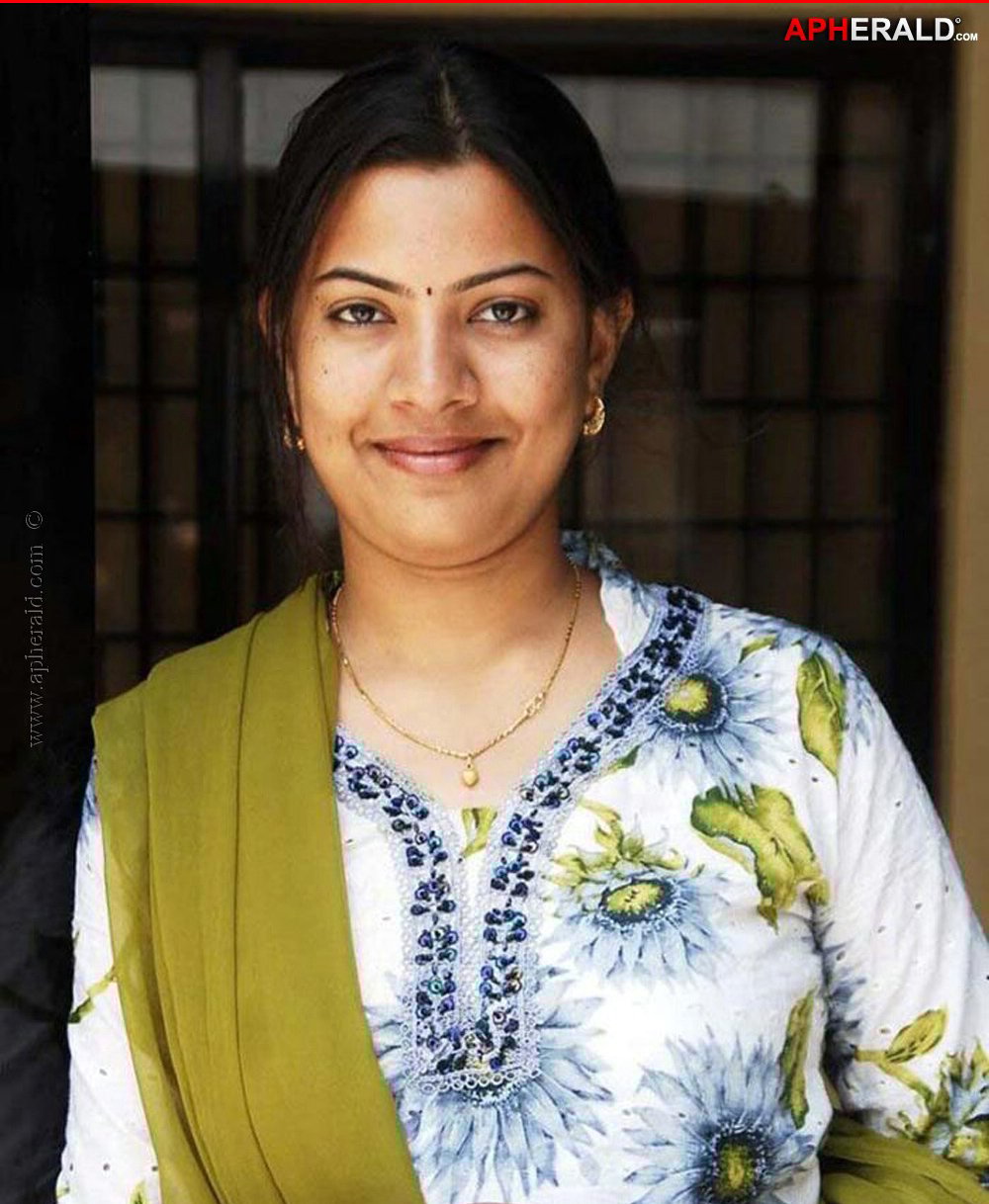 Geetha Madhuri Photos