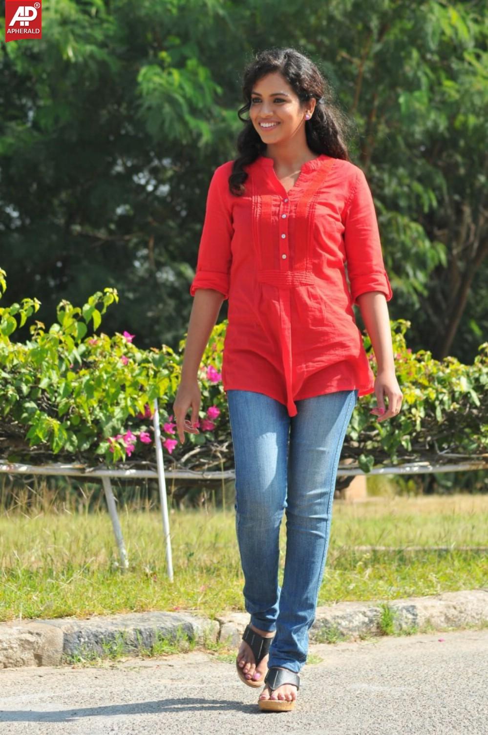 Gowthami Chowdary Latest Photos