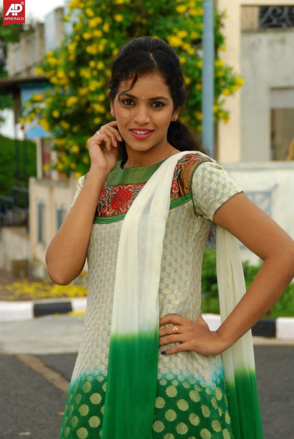 Gowthami Chowdary Latest Photos