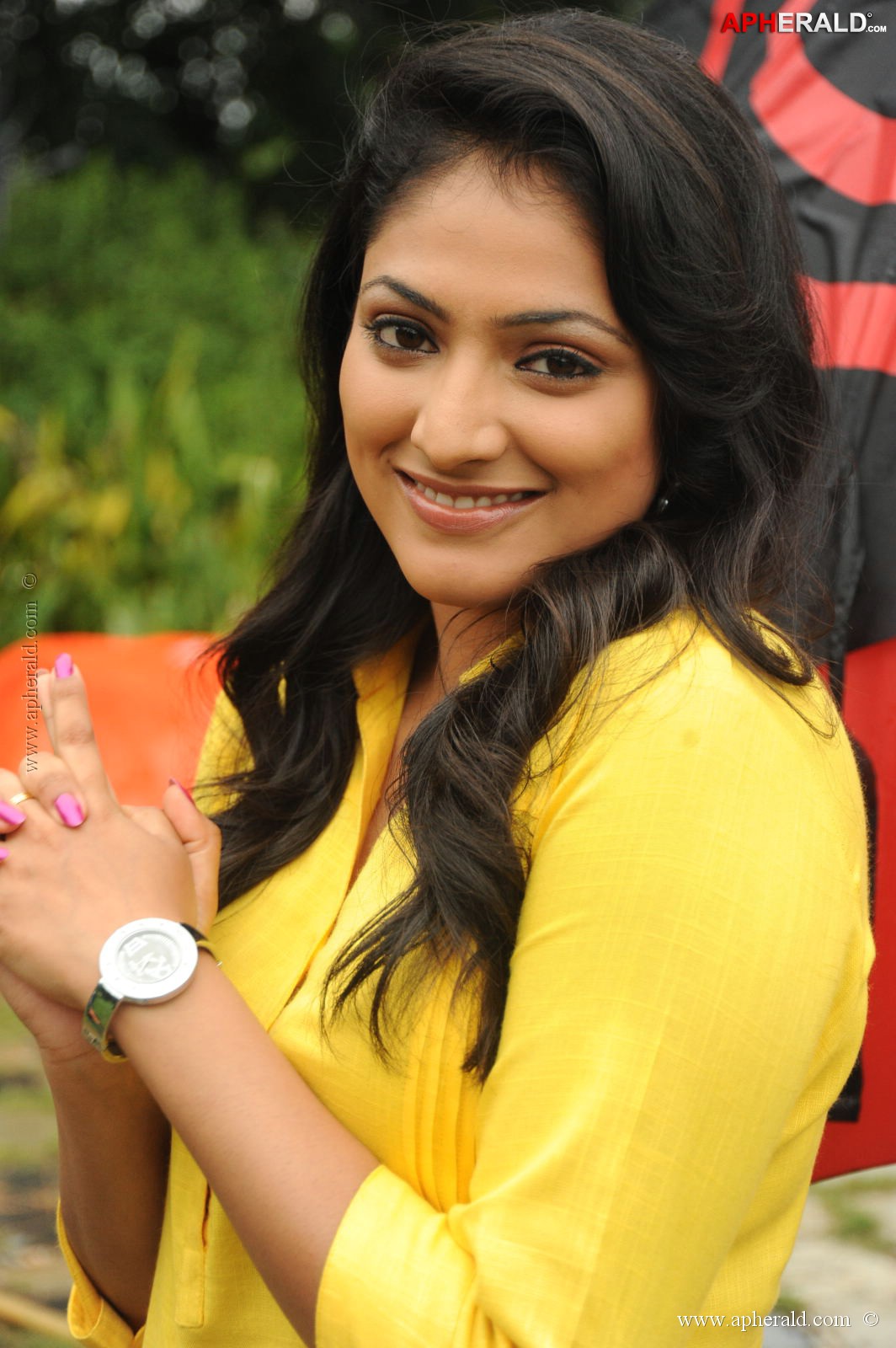 Hari Priya latest pics