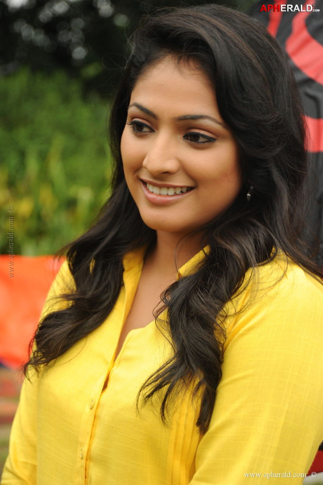 Hari Priya latest pics