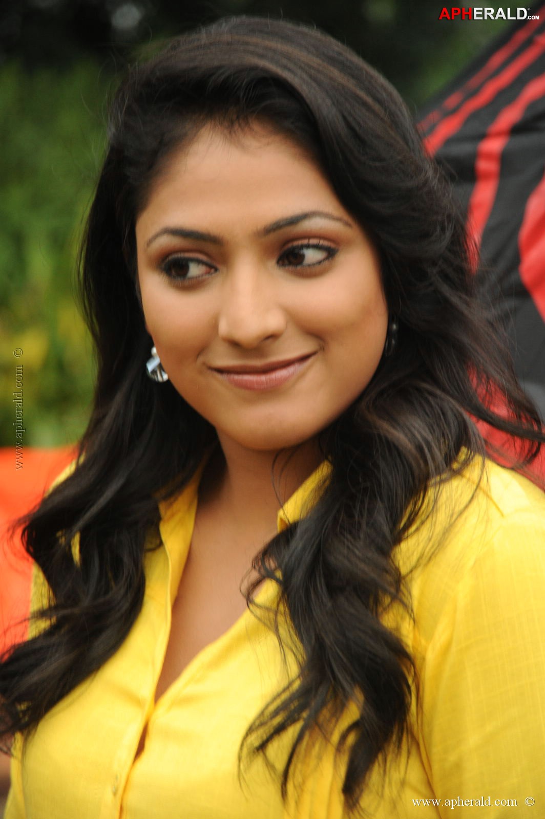 Hari Priya latest pics