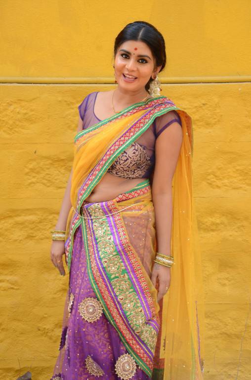 Harini Latest Stills