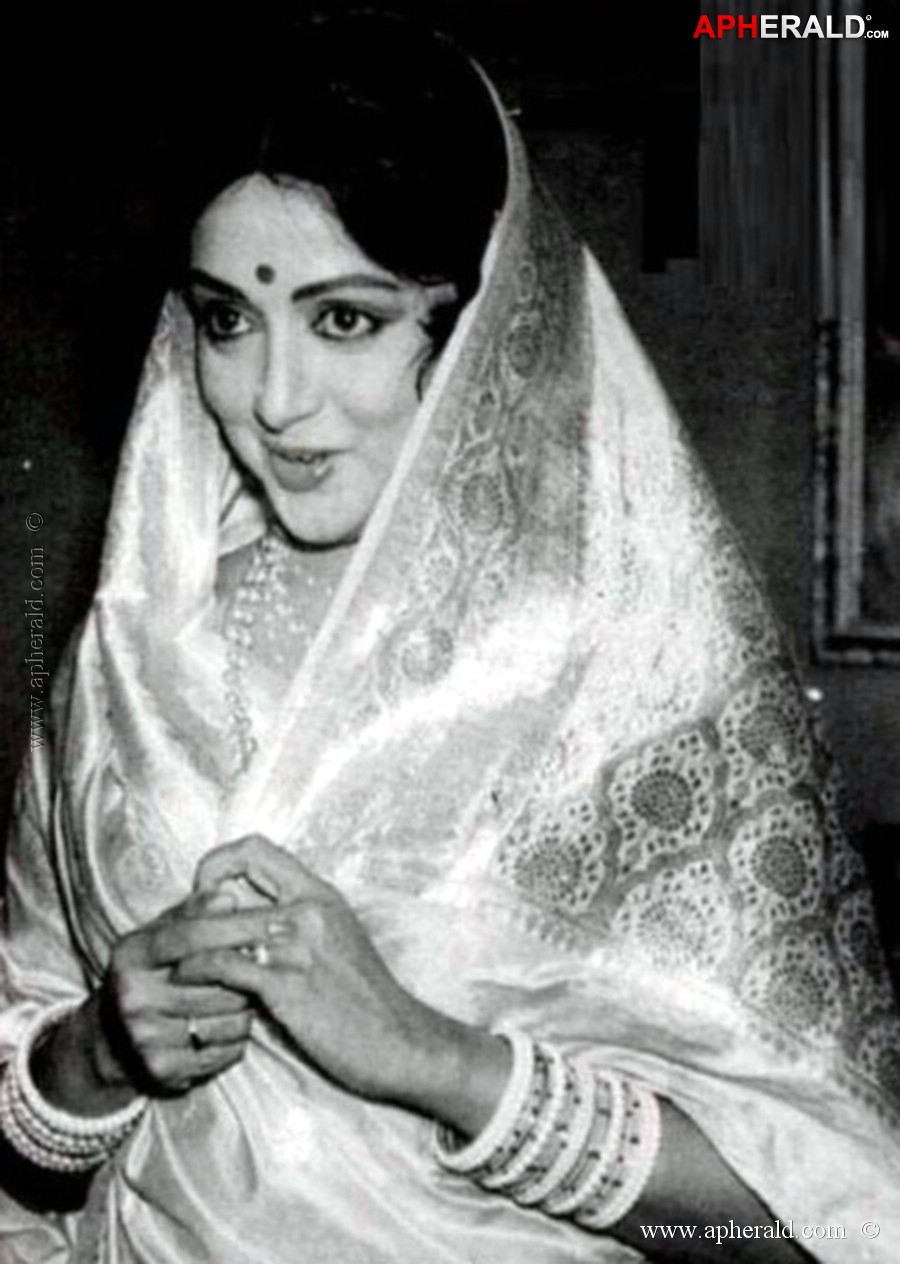 Hema Malini Photos