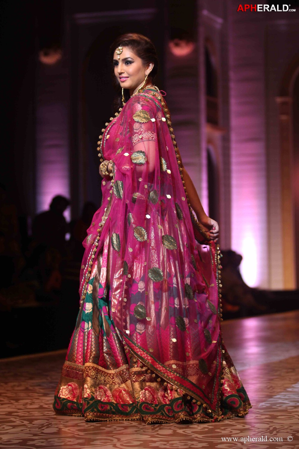 Huma Qureshi at IBFW 2013