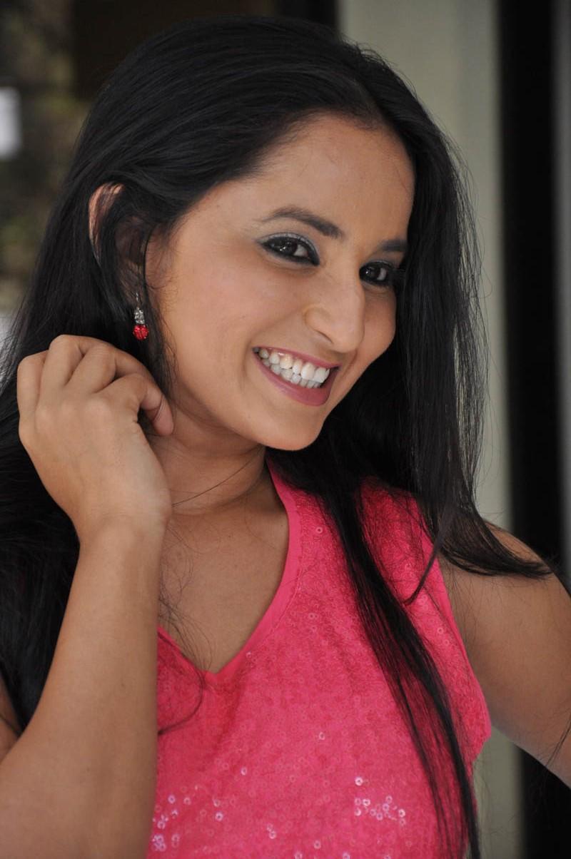 Ishika Singh Latest Stills