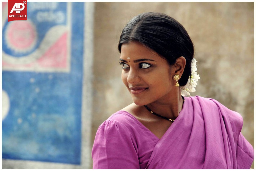 Iyshwarya Rajesh Photos