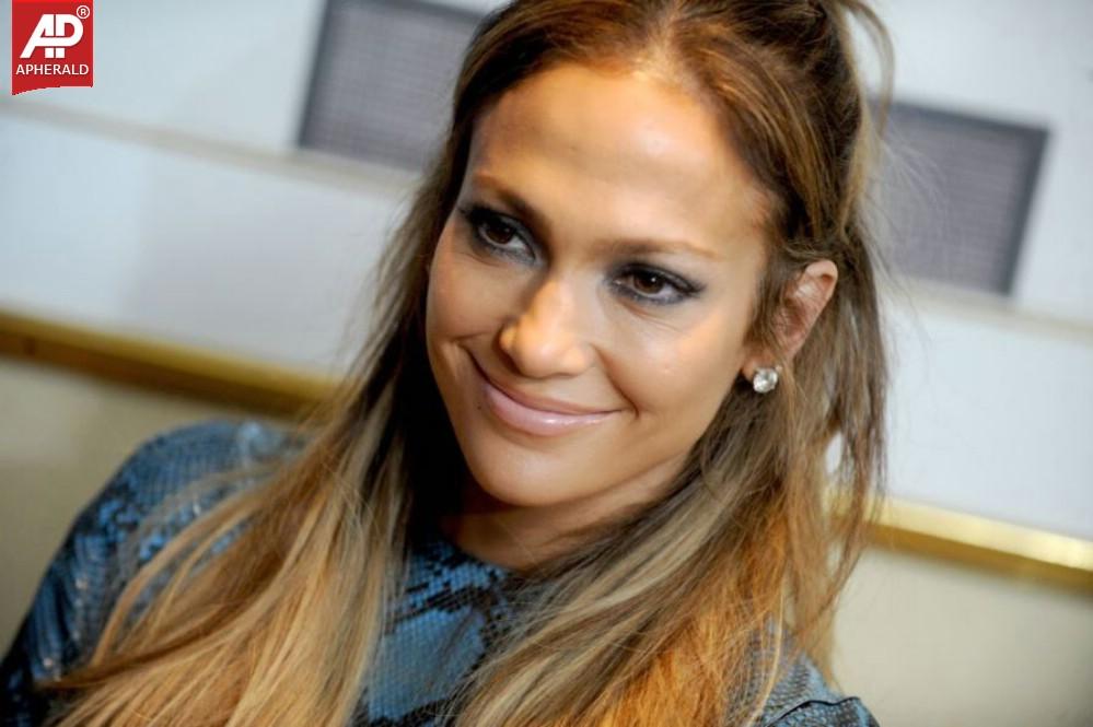 Jennifer Lopez Latest Stills