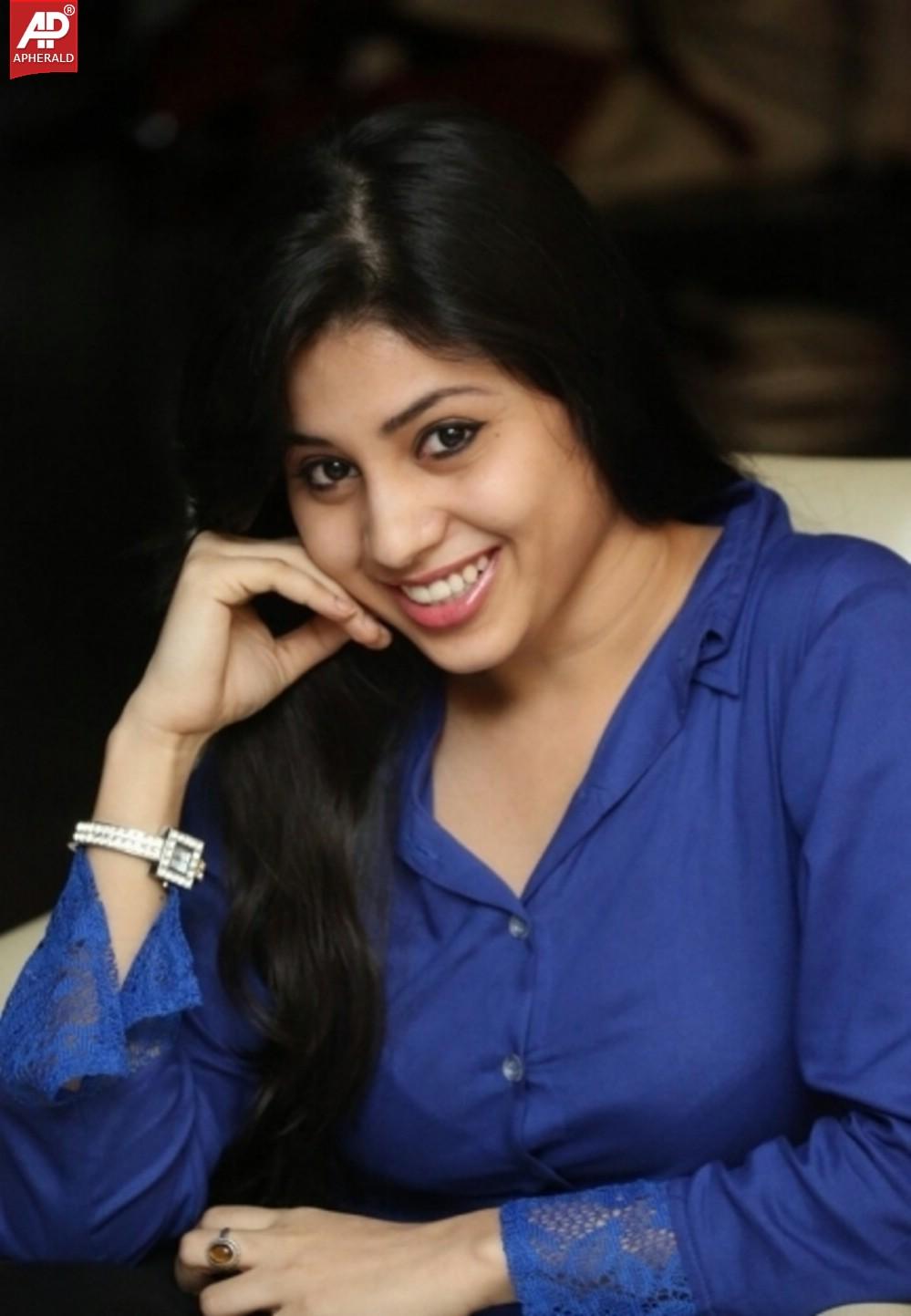 Jiya Khan New Stills