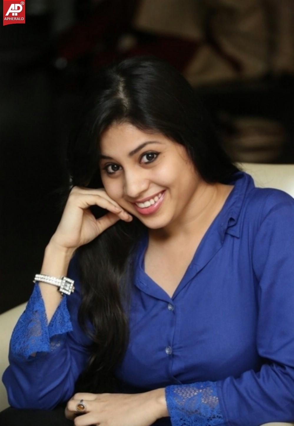 Jiya Khan New Stills