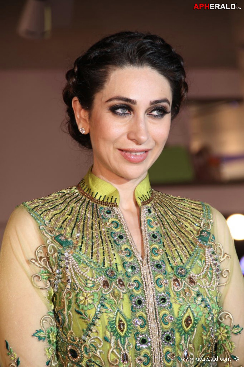 Karishma Kapoor Stills
