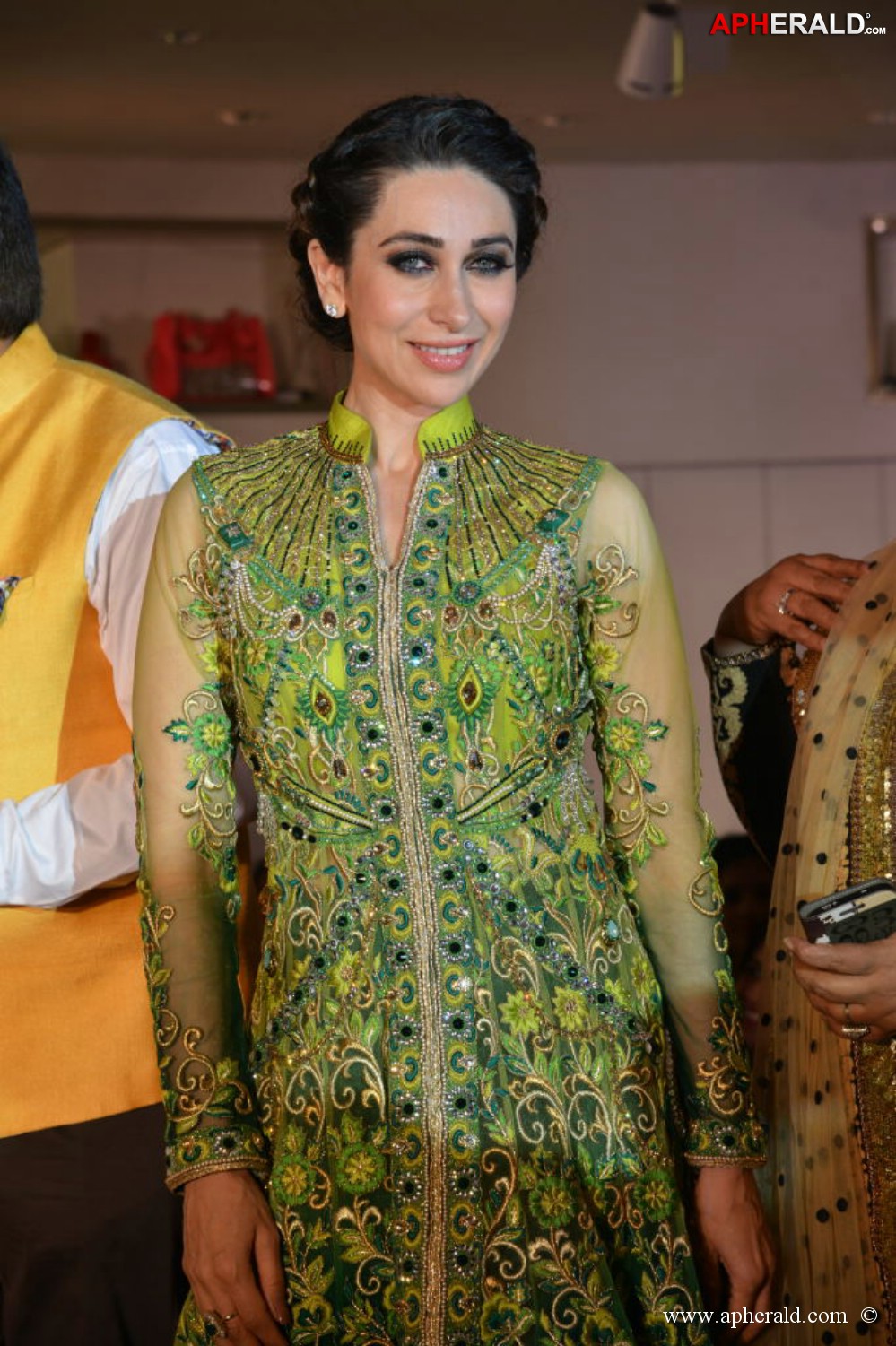 Karishma Kapoor Stills