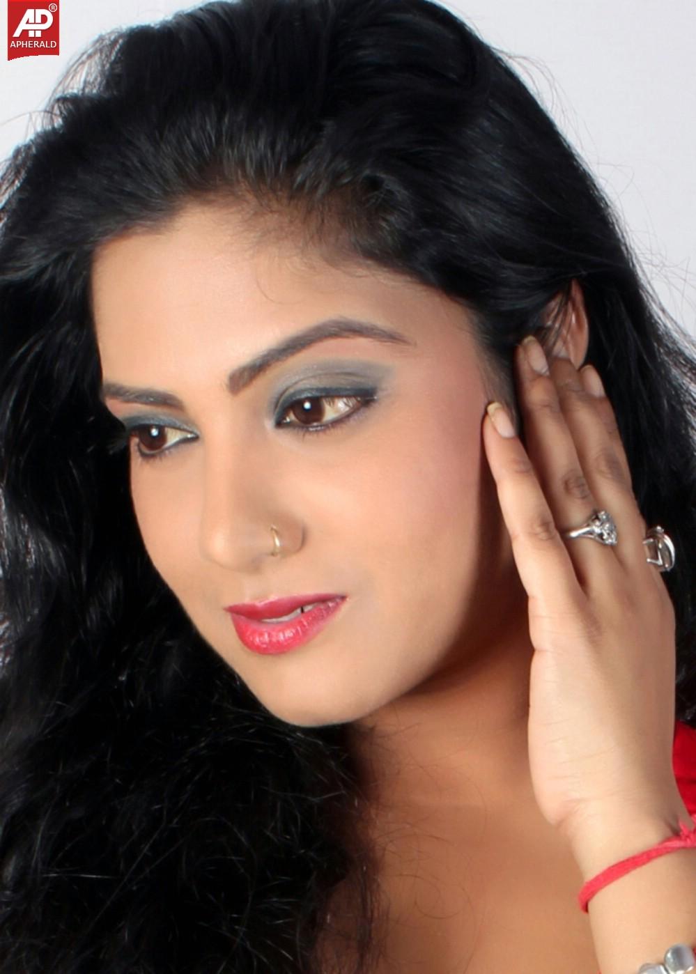 Kavitha Radheshyam New Photoshoot