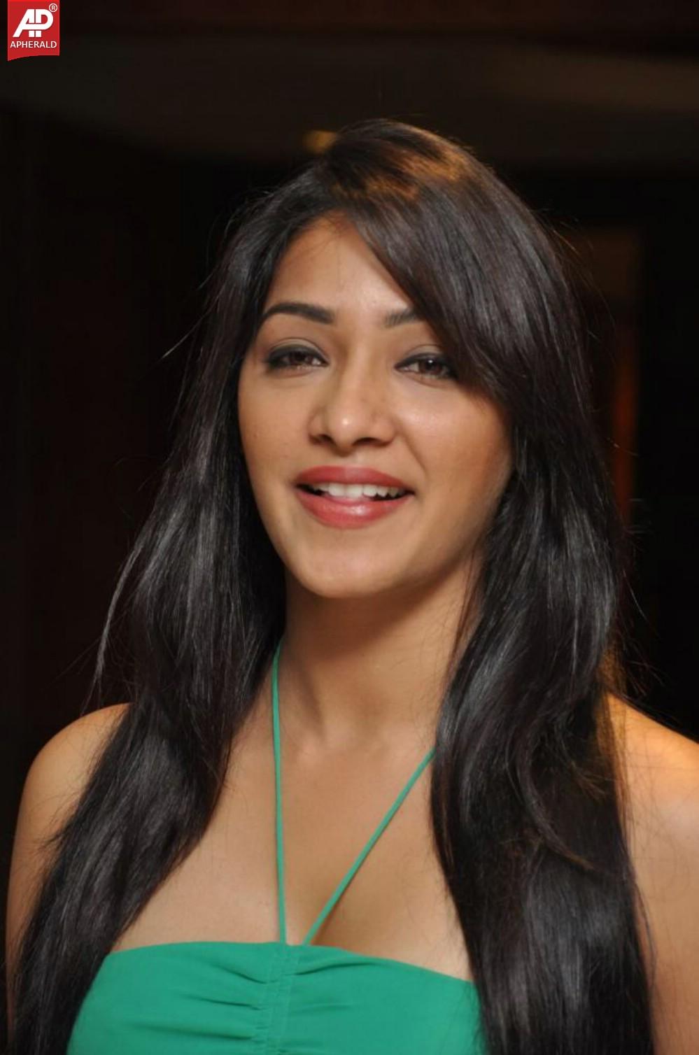 Kesha Khambhati Stills