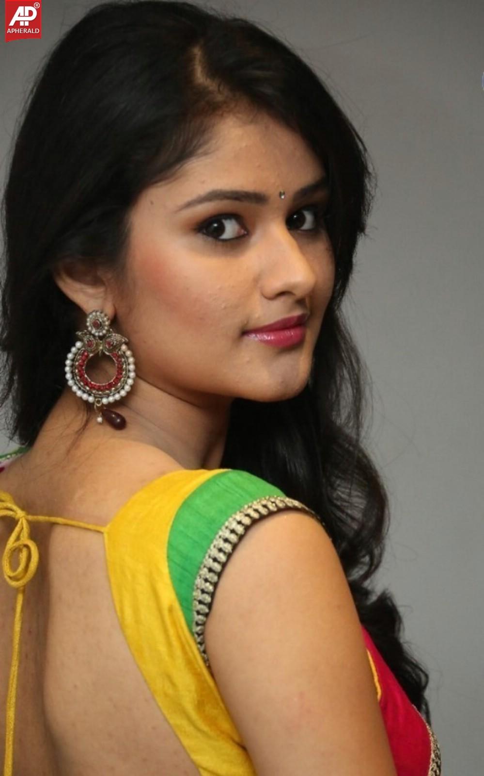 Khushi Latest Stills