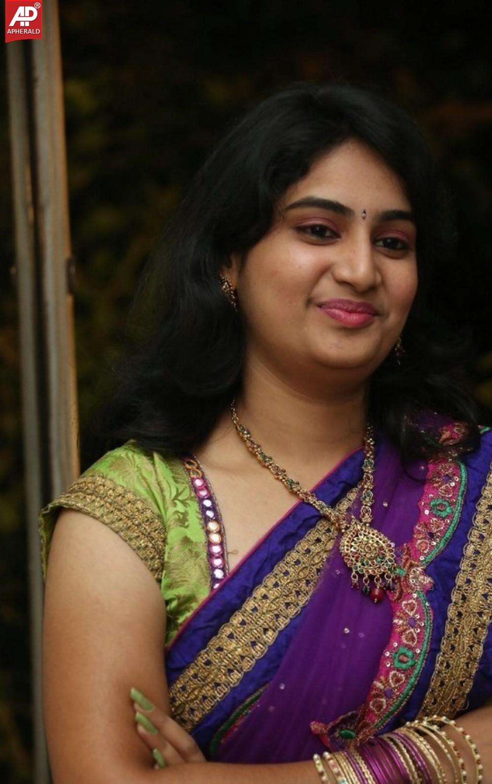 Krishnaveni Latest Beautiful Photos