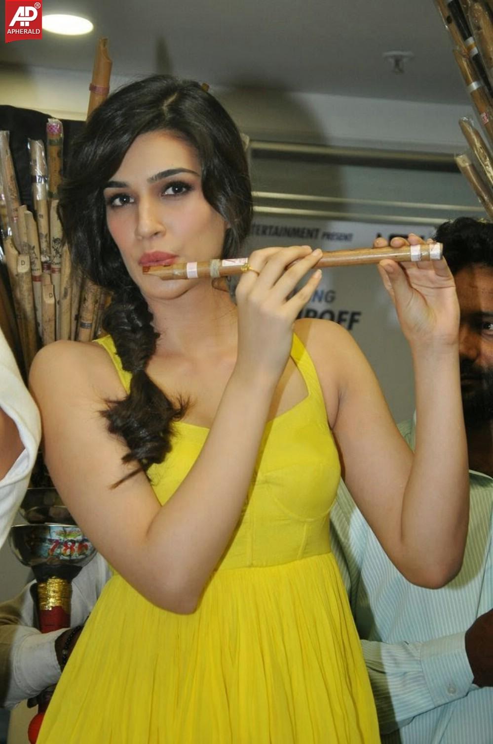 Kriti Sanon Latest Photo Stills