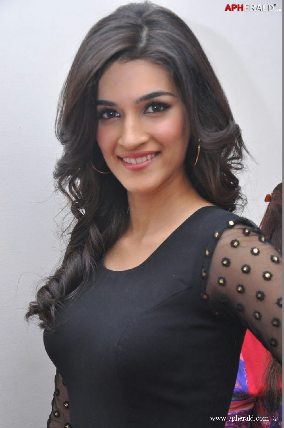Kriti Sanon Latest Photos