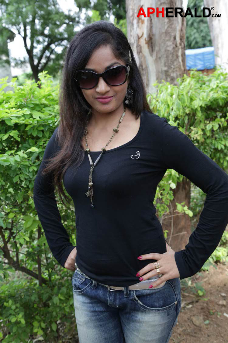 Madhavi Latha