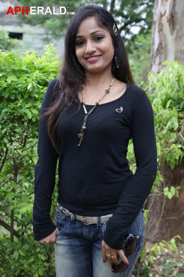 Madhavi Latha