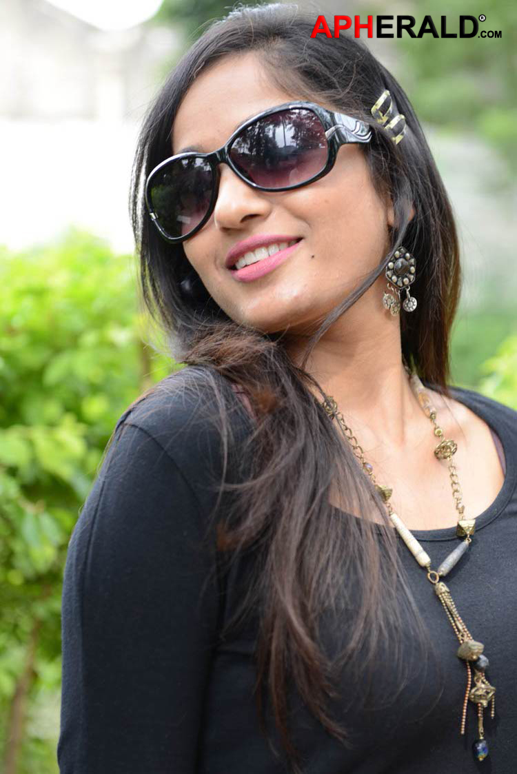 Madhavi Latha