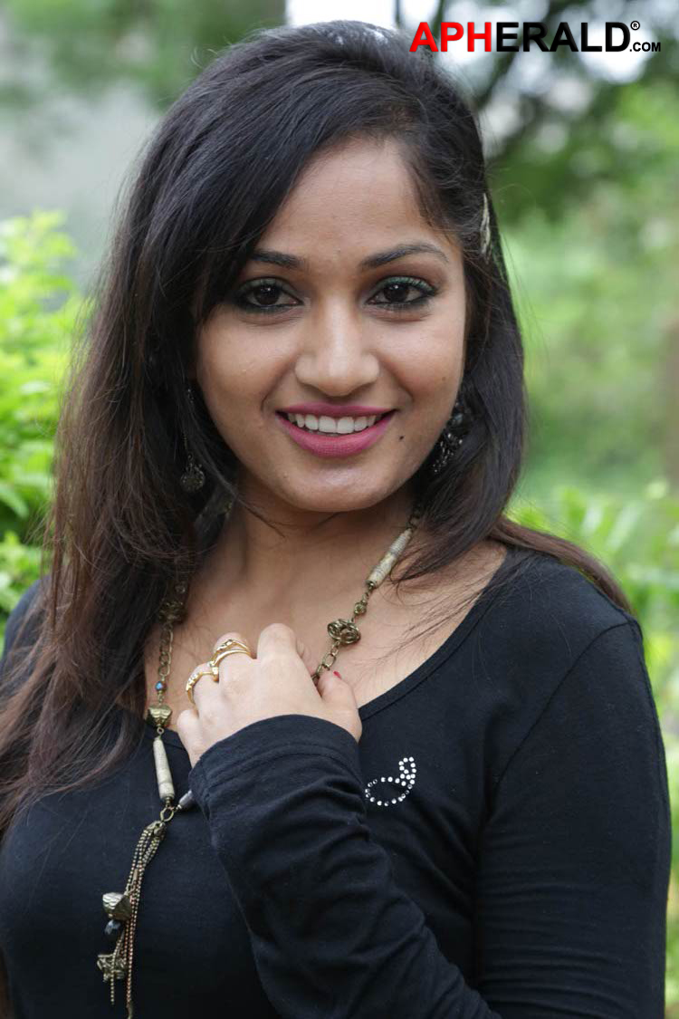 Madhavi Latha