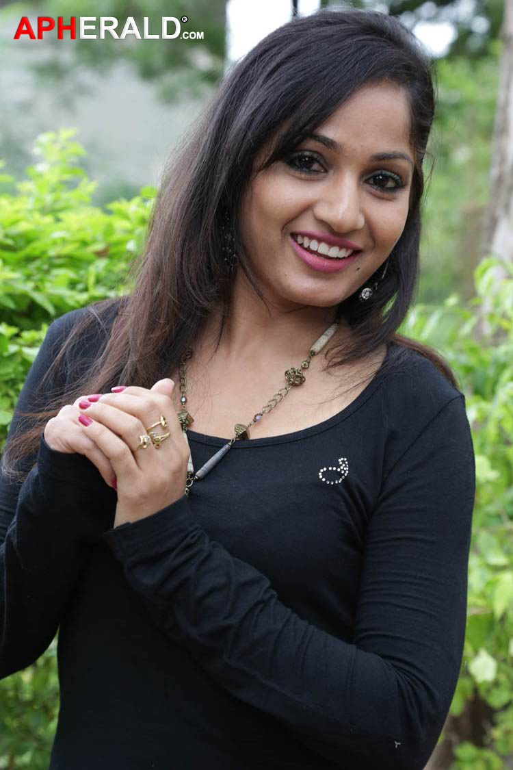 Madhavi Latha