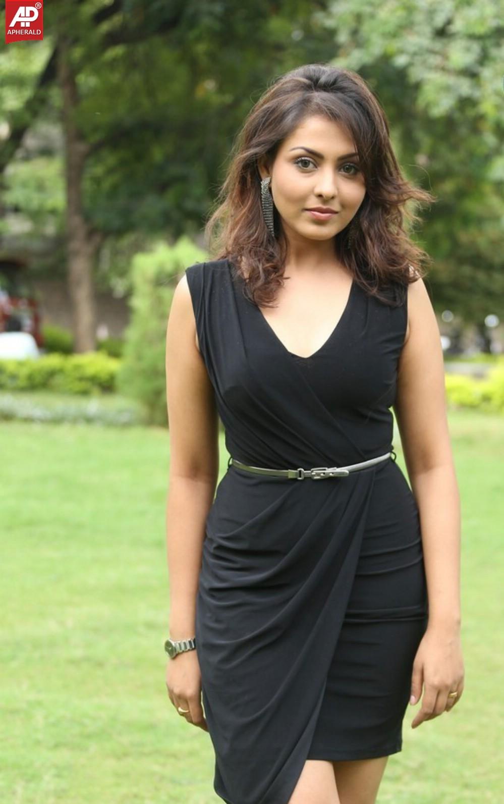 Madhu Shalini Latest Stills