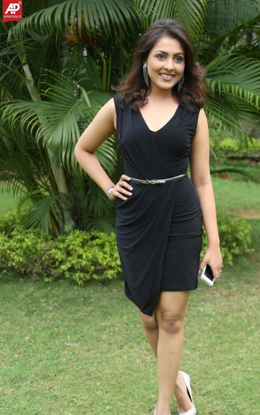Madhu Shalini Latest Stills