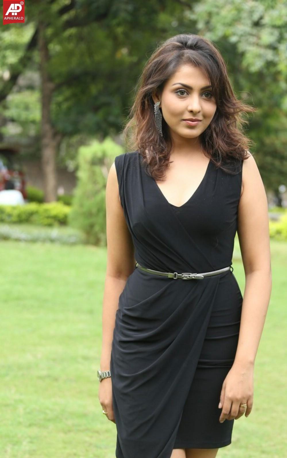 Madhu Shalini Latest Stills