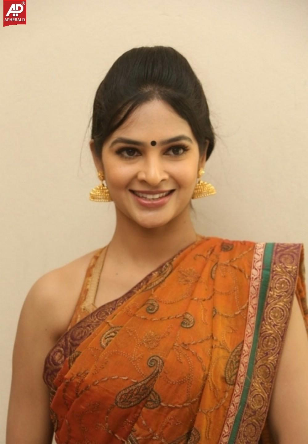 Madhumitha Halfsaree Photos