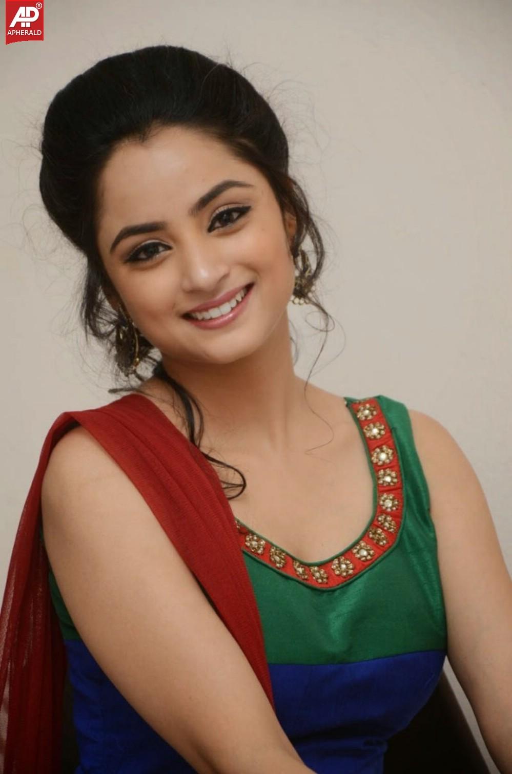 Madirakshi Beautiful Stills