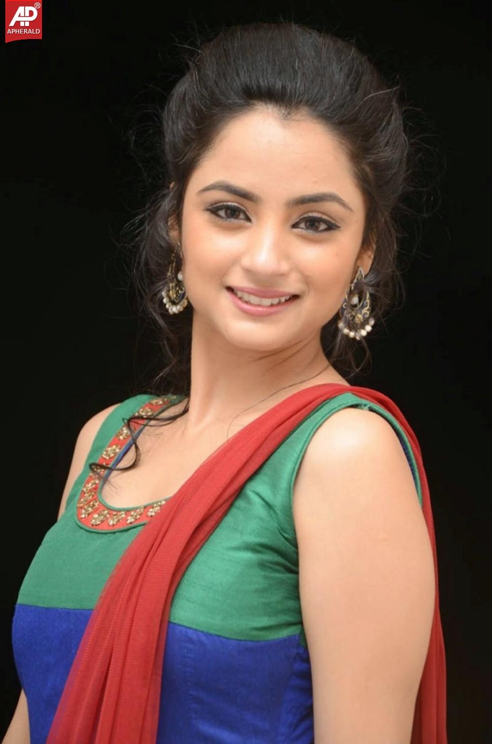 Madirakshi Beautiful Stills