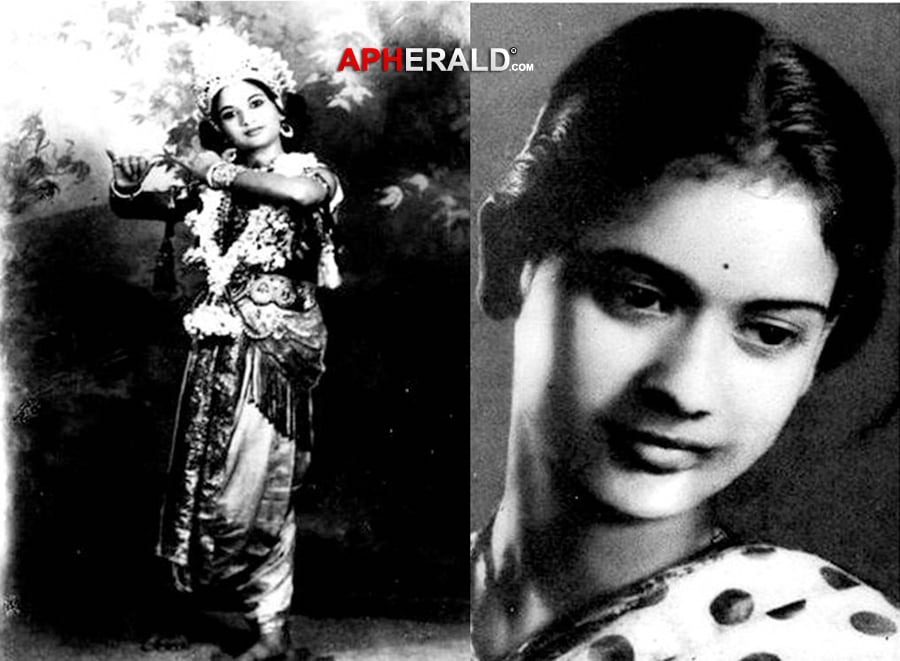 Mahanati Savitri Photos