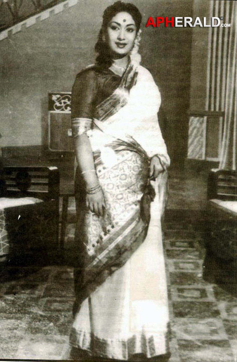 Mahanati Savitri Photos