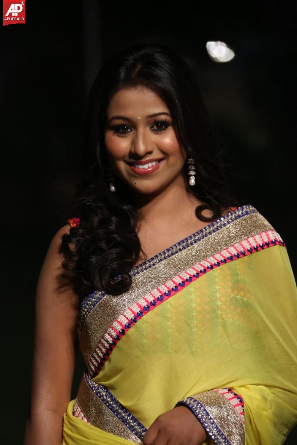 Manalee New Pics