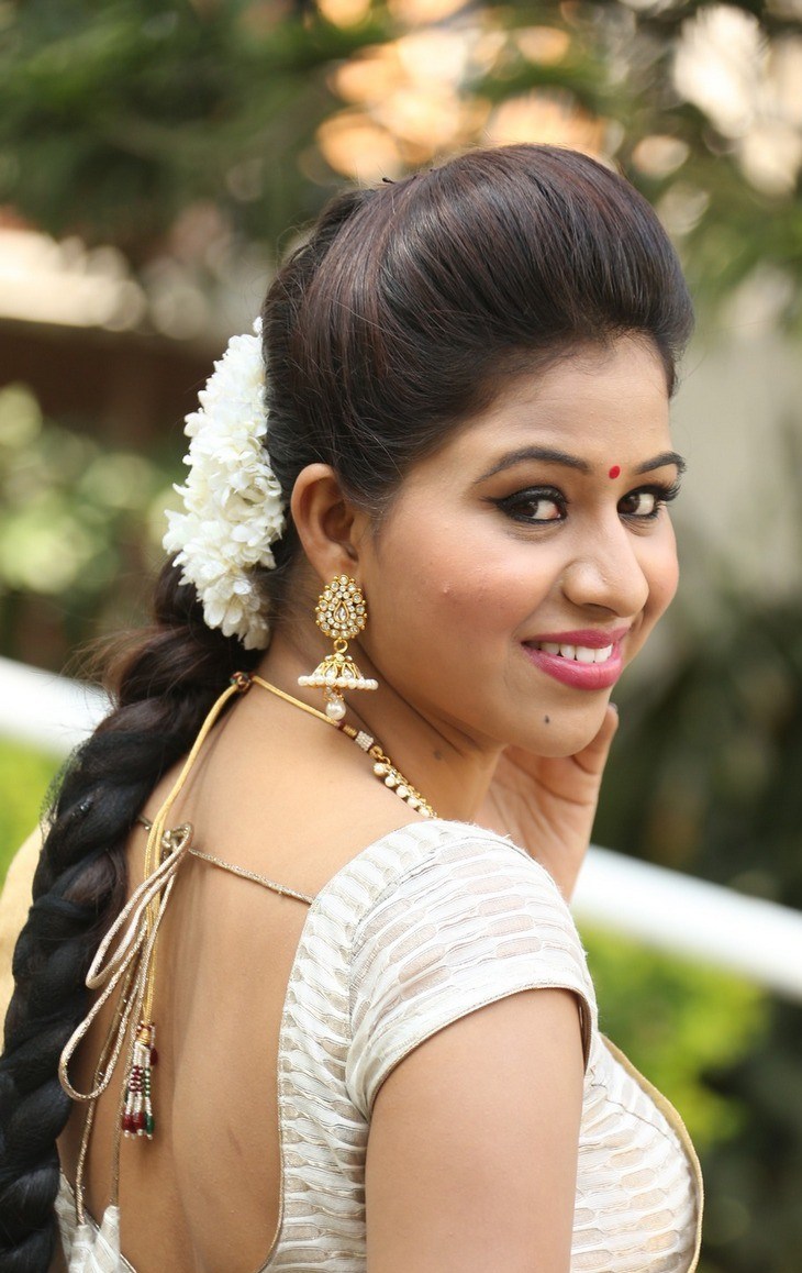 Manali Rathod New Stills
