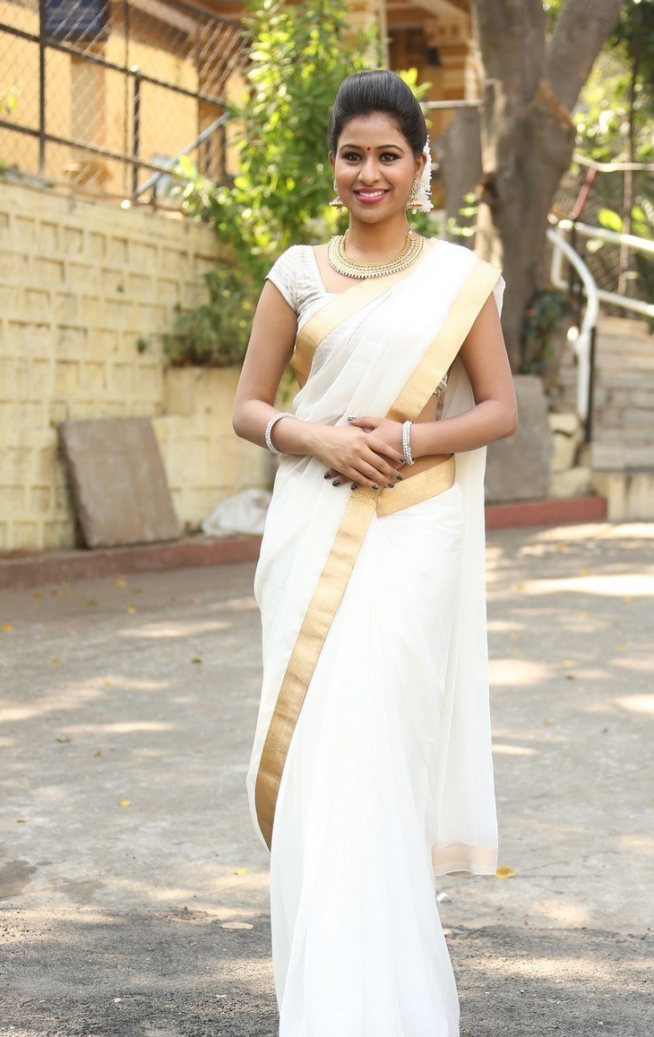 Manali Rathod New Stills