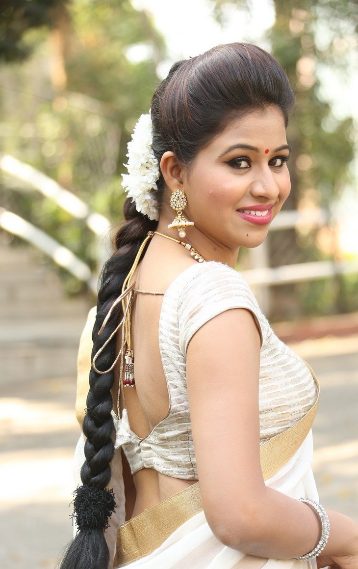 Manali Rathod New Stills
