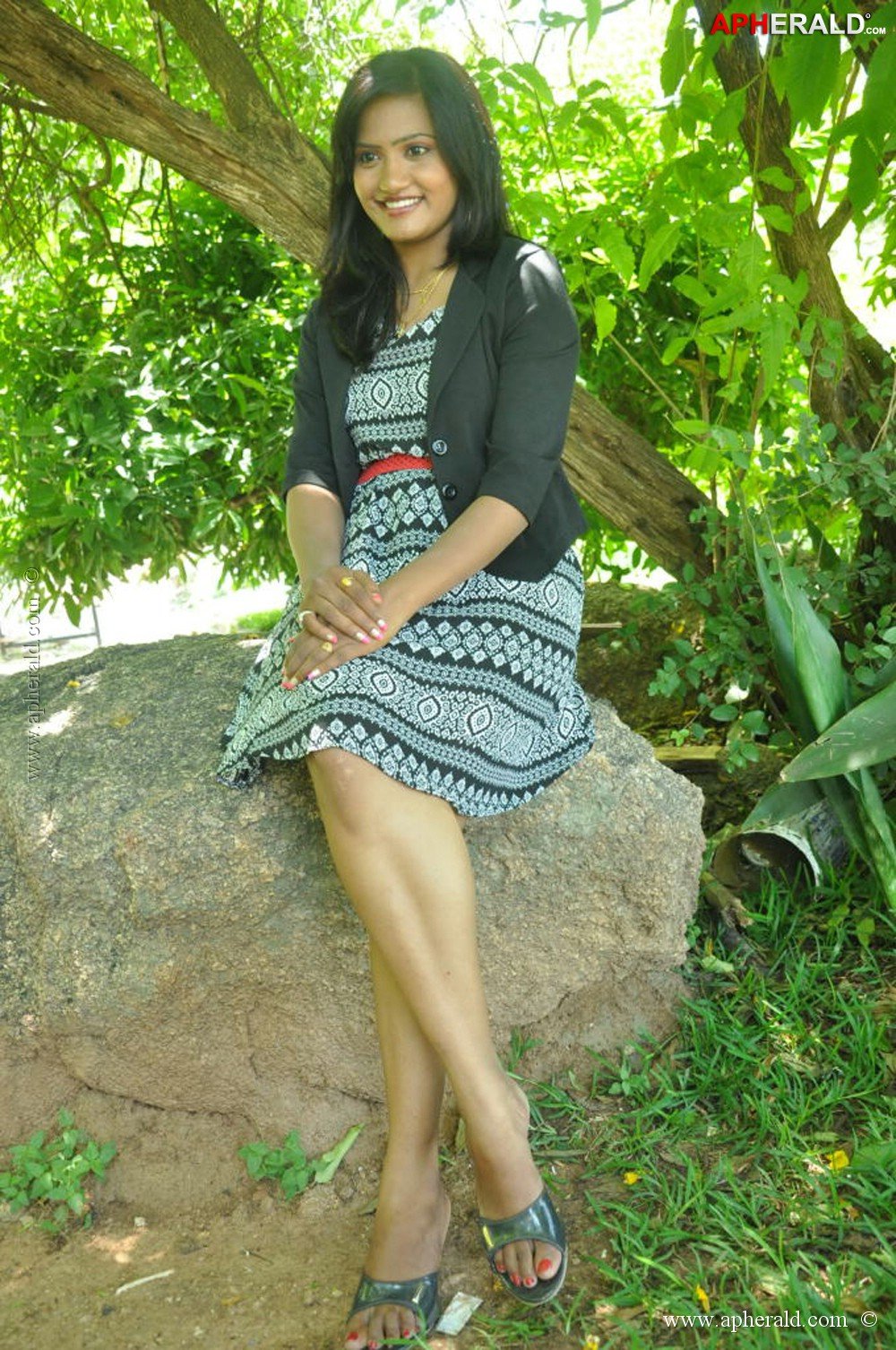 Manaswini Spicy Pics