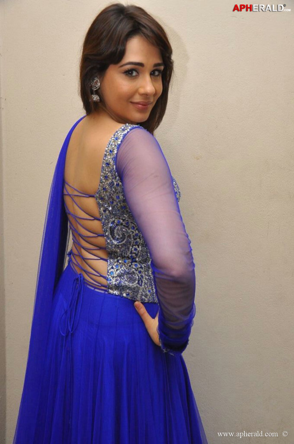 Mandy Takhar Images