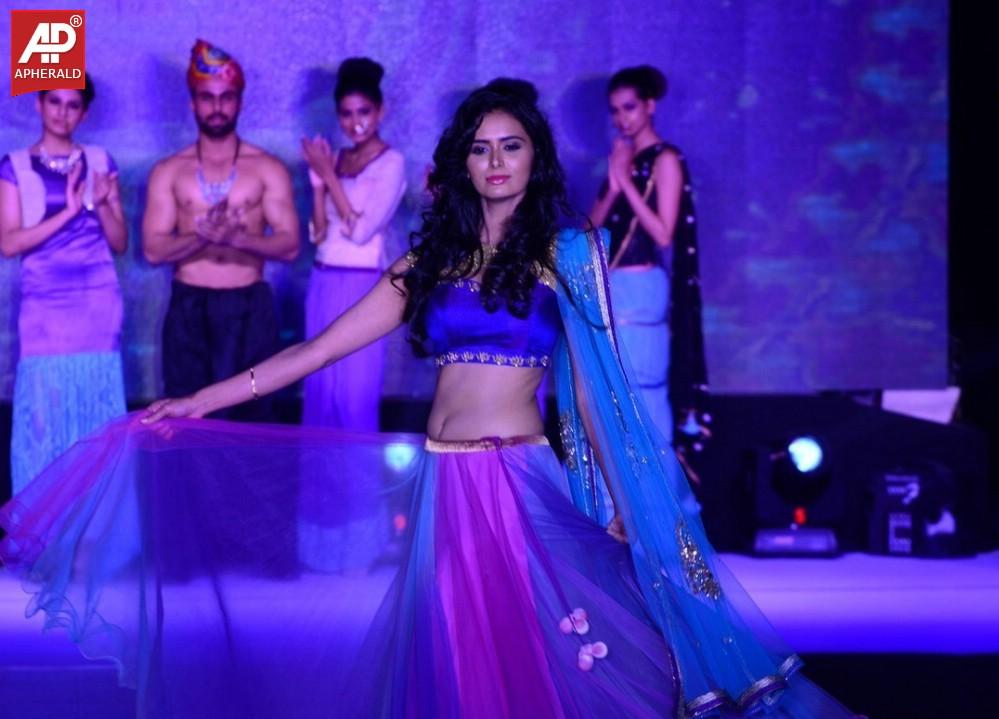 Meenakshi Dixit Latest Fashion Walk