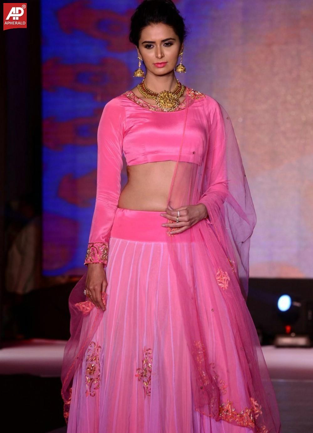 Meenakshi Dixit Latest Fashion Walk