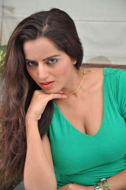 Meghna Patel Hot Photos